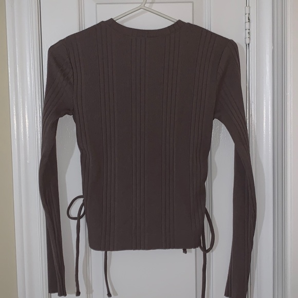 Cropped top - Picture 2 of 3